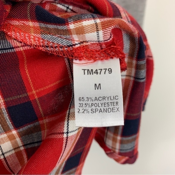 THML Cozy Layered Look Wallis Plaid Sweater Size Medium - Picture 9 of 11